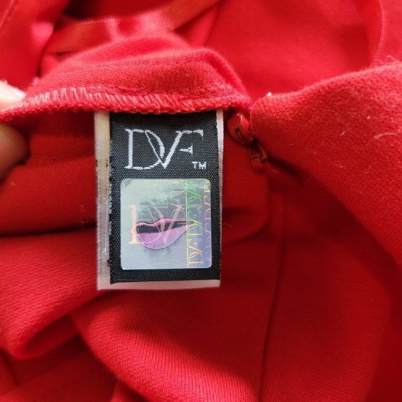 Diane von Furstenberg 'Helen' Red Bodycon Cocktail Dress, Size 6 - Picture 3 of 16